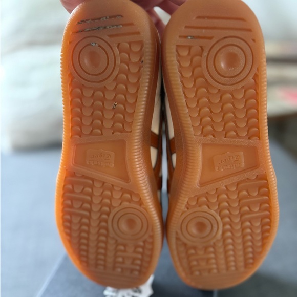 Onitsuka Tiger Beige and Brown Women’s Sneakers - Picture 4 of 5